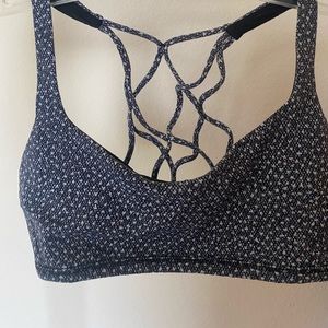 Printed lululemon sports bra